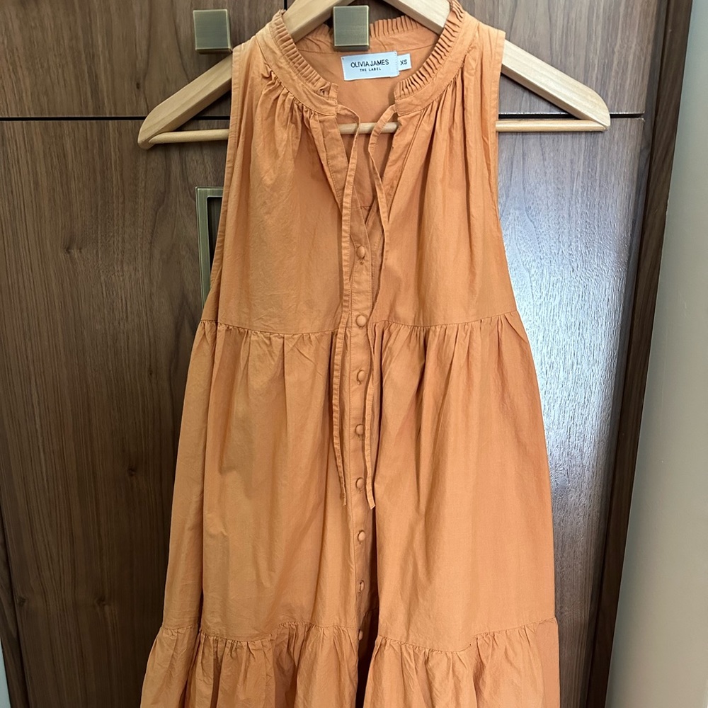 OLIVIA JAMES Tiered Button Front Dress in muted Orange